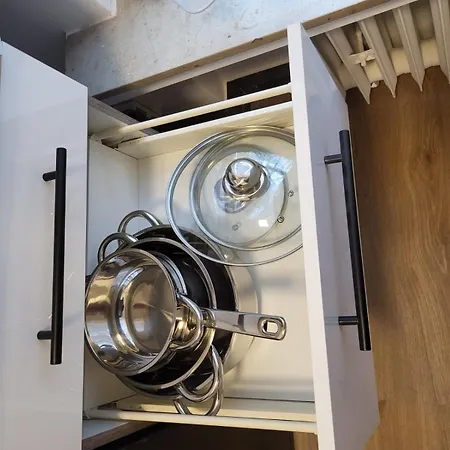 31 Apartment